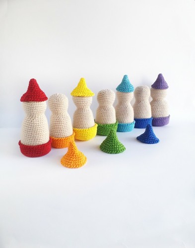 Tutorial waldorf crochet rainbow peg Doll in Cups sorting game Educational toy - Picture 2 of 5