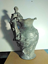 Art Nouveau- Pichet sculptural en étain de CH. T. PERRON - 1900