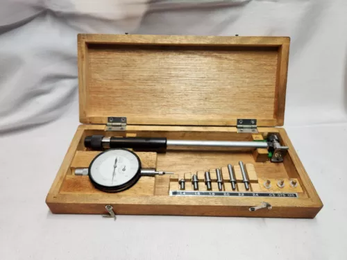 Takachiho 1.4”-2.4” Bore Gauge W/Mitutoyo Indicator & All Extensions & Spacers