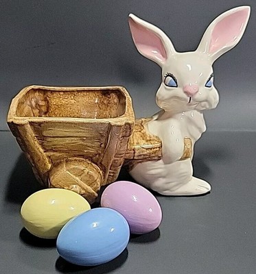 1977 Hobbyist Easter Bunny With Cart Planter Candy Dish Eggs Blue Eyes 9'' X 7''