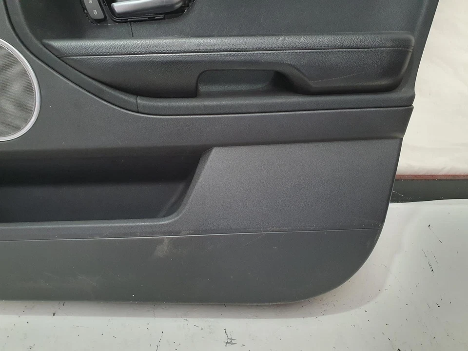 LANDROVER RANGEROVER EVOQUE L538  RH FRONT DOOR TRIM 5DR WAGON 11/11-01/19  - image 4 of 4