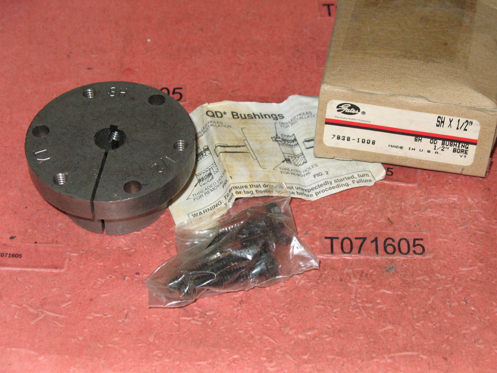 OEM GATES 78381008 QD SH x 1/2", adapter bushing w/ bolts for sheave