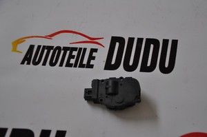 Audi A4 8K B8 A5 8T Stellmotor Klimaanlage Heizung Klimakasten Behr K9749004