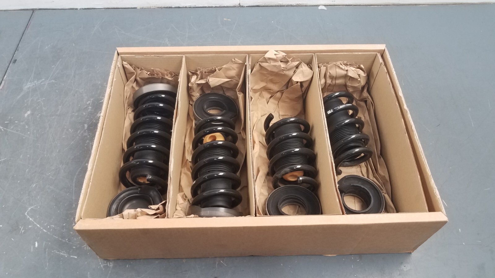 Lamborghini Huracan  OEM Shock Spring Set #7699 B5