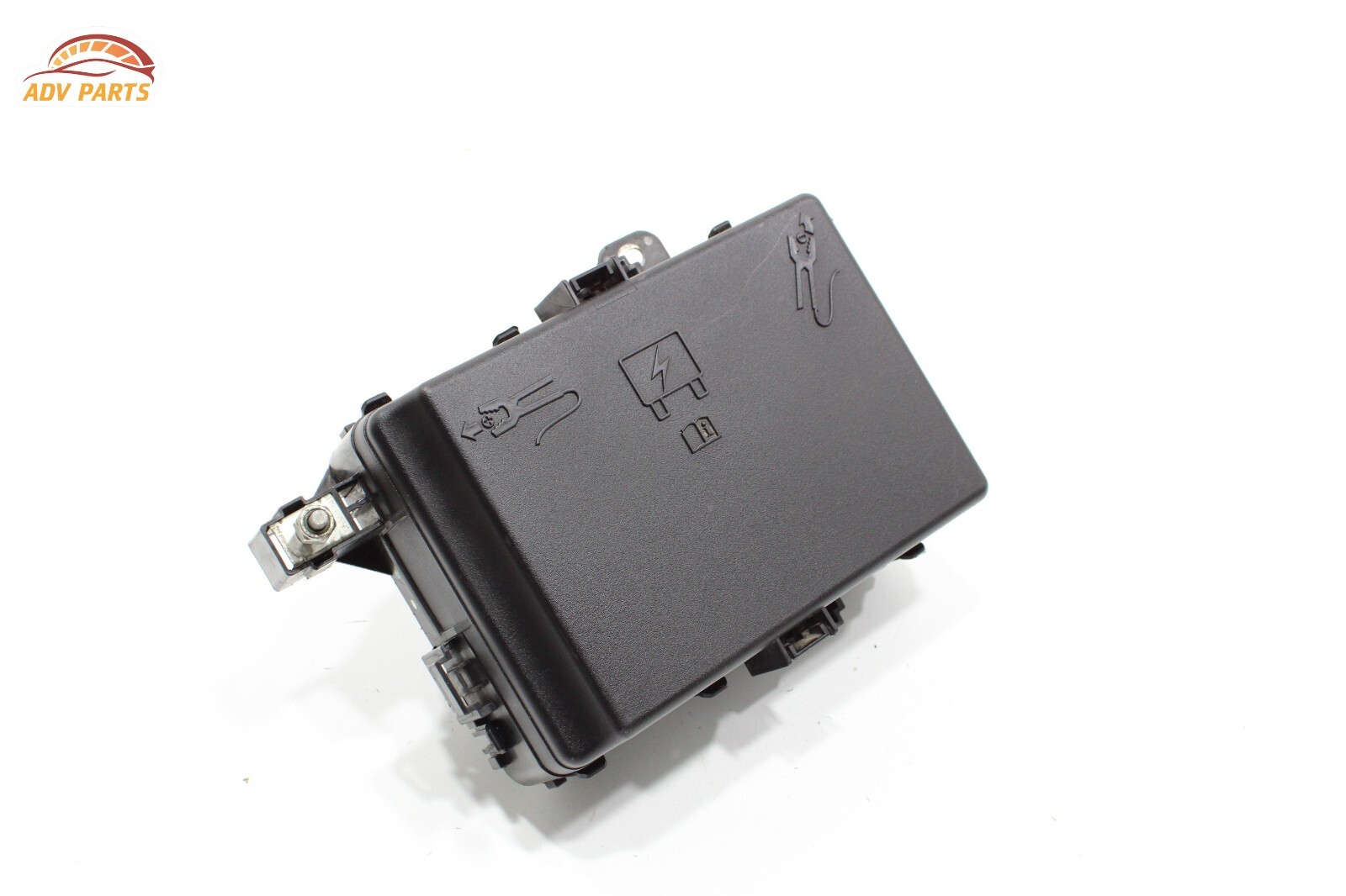 2017-20 MASERATI LEVANTE 3.0L ENGINE BAY FUSE RELAY JUNCTION BLOCK BOX OEM -CUT-