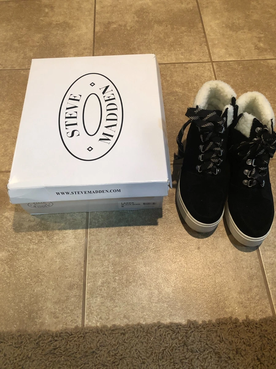 Steve madden lakes wedge best sale sneaker