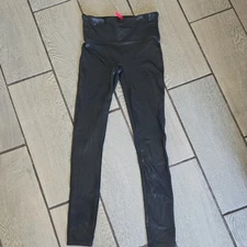 Spanx Faux Leather Leggings Black Size Small act54