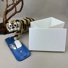 CLINIQUE Vintage White Plastic Makeup Box / Organizer with Nail Care Bonus Gift