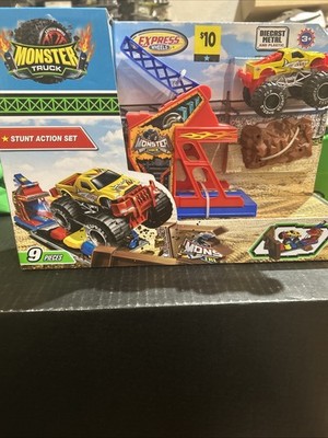 Monster Truck Stunt Action Set 