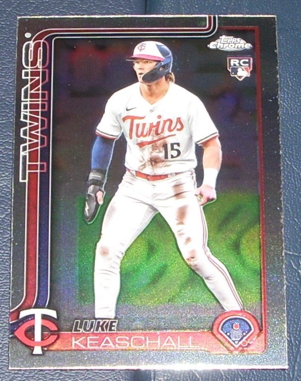 2025 Topps Chrome Update Series - Luke Keaschall #USC106 (RC) Twins