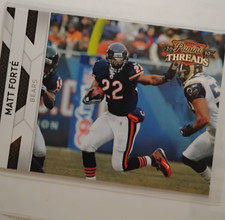 2010 Panini Threads Matt Forte Base Card (Chicago Bears) #26