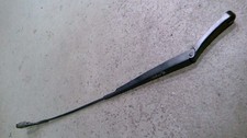 Scheibenwischerarm Rechts VW Passat Variant 1.9 TDI DPF Bj 2008 3C/3CC 2367952