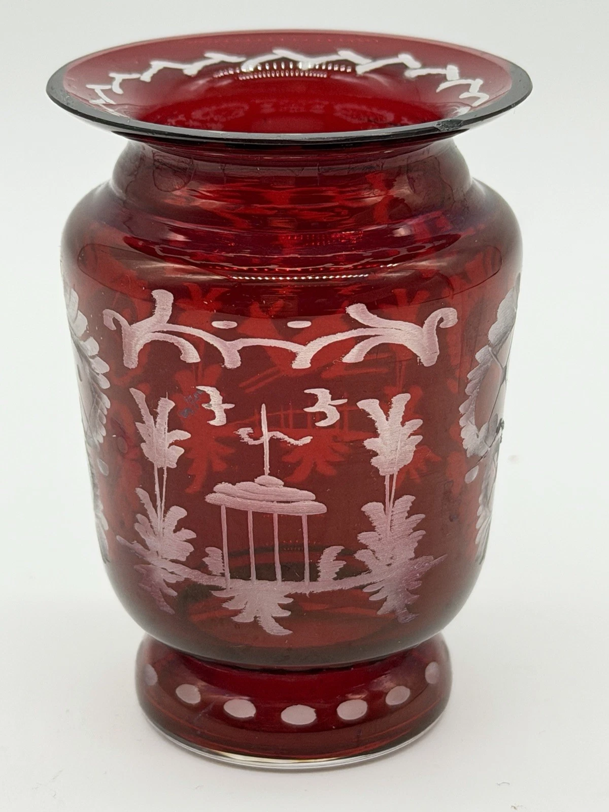 Mini EGERMANN RUBY RED CUT TO CLEAR 3” BOHEMIAN/CZECH CRYSTAL VASE Four Sided
Opens in a new window