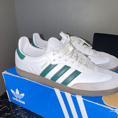 adidas Samba Men s 9.5 White/Green/Gum Low Top Lace-Up Sneakers