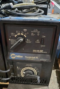 MILLER THUNDERBOLT 225 ARC WELDER USED