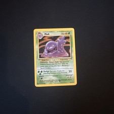 Muk 16/110 Legendary Collection Holo