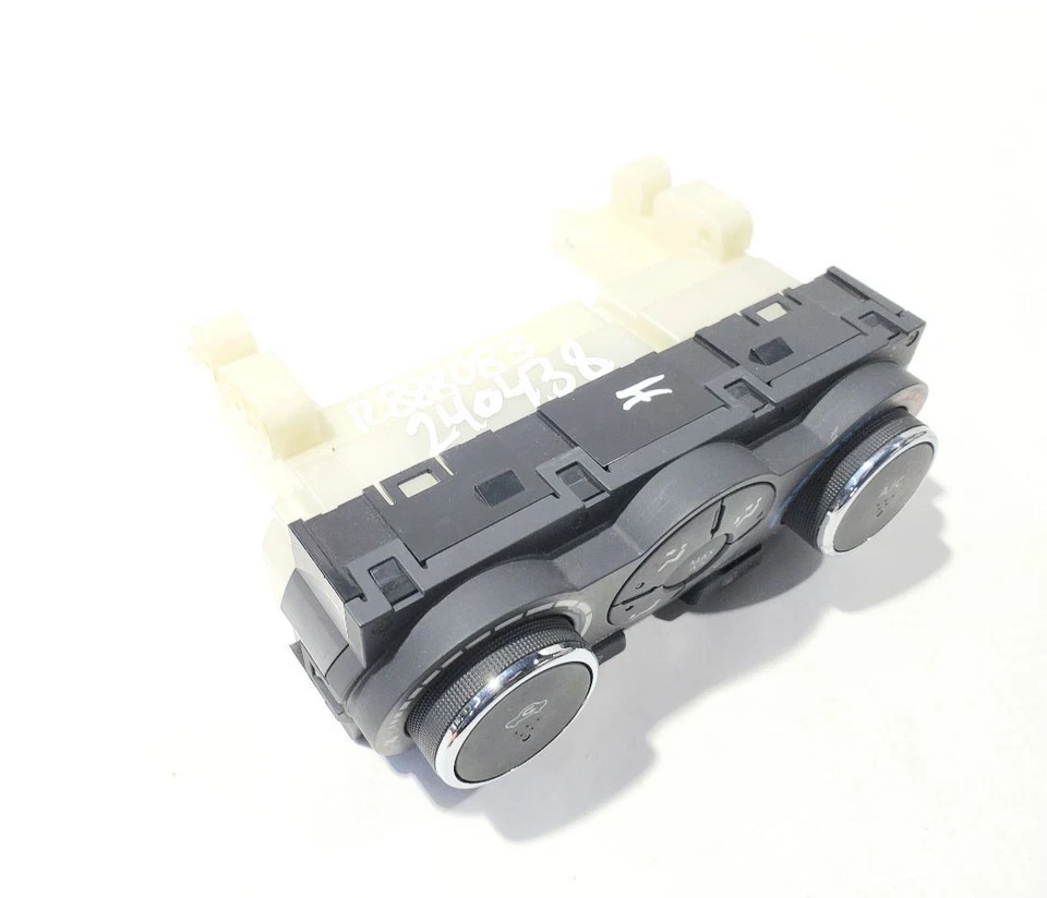 Nissan Altima 2007 2008 OEM AC control de temperatura 27510-JA200 Foto 3 de 4