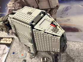 LEGO Star Wars (4483) AT-AT W/ Minifigs, Instructions & Box Excellent Condition