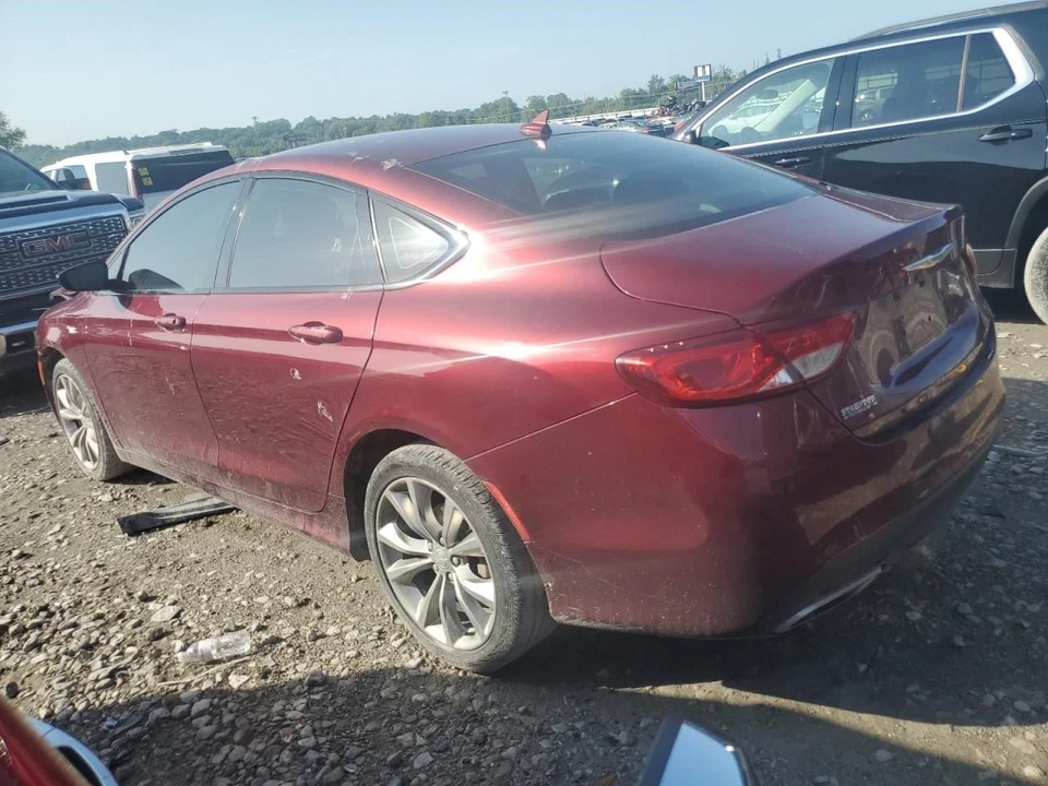2015 CHRYSLER 200 Fuel Filler Door RED Foto 3 de 4
