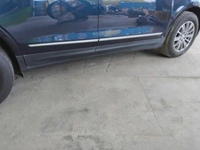 Passenger Side Cadillac XT5       2017 Rocker Panel Moulding 658879