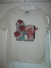 MTV tee shirt Women's lrg Flowers 2021 Viacom International preowned