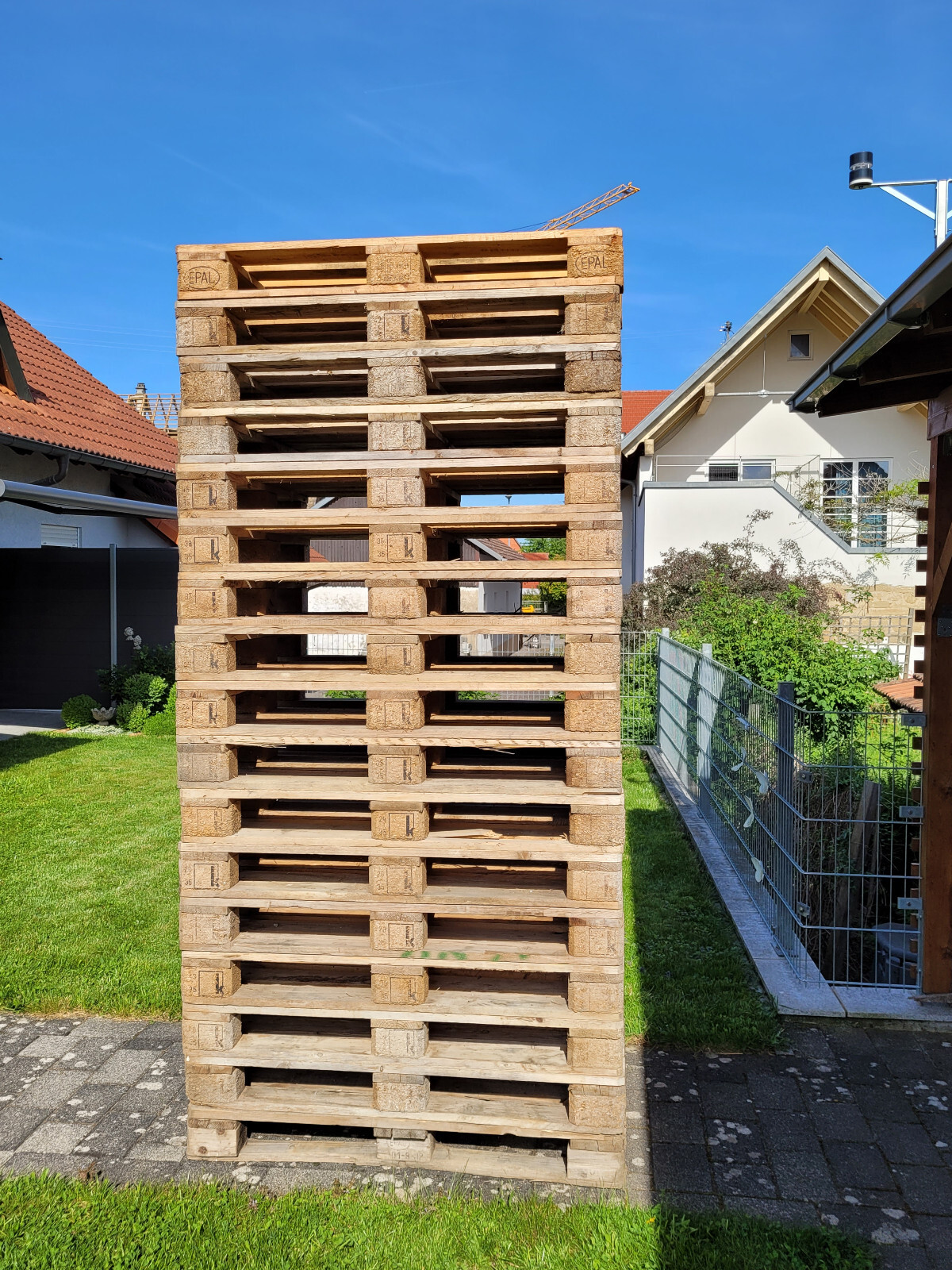 Bild 1 von 2