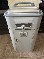 Vintage 1950s Westinghouse Electric Roaster Oven W/ Bottom Cabinet (PICKUP ONLY)