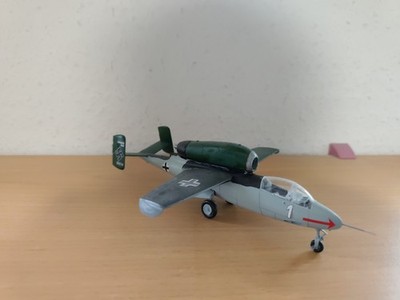 Tamiya Heinkel He162 A2 Salamander 1:48  Gebaut