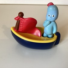 In The Night Garden  Iggle Piggle & Boat roll along Vehicle Toy  push n play 