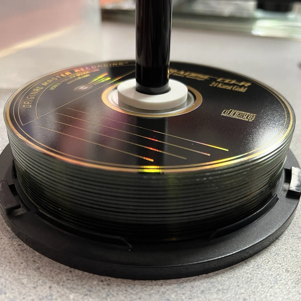 17 Unused MFSL Mobile Fidelity Sound Lab Ultradisc 24 Kt Karat Gold CD-R Discs - Image 3 of 4