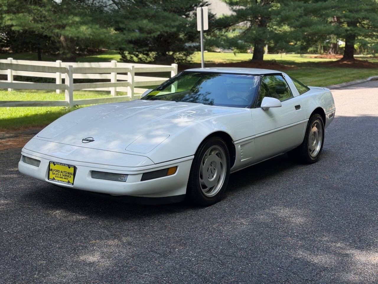 1996 White Chevrolet Corvette   | C4 Corvette Photo 5