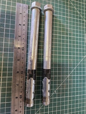2 x Hilti FH 11 / 18 Durchgangsschrauben Anker Beton M18 x 215 mm  