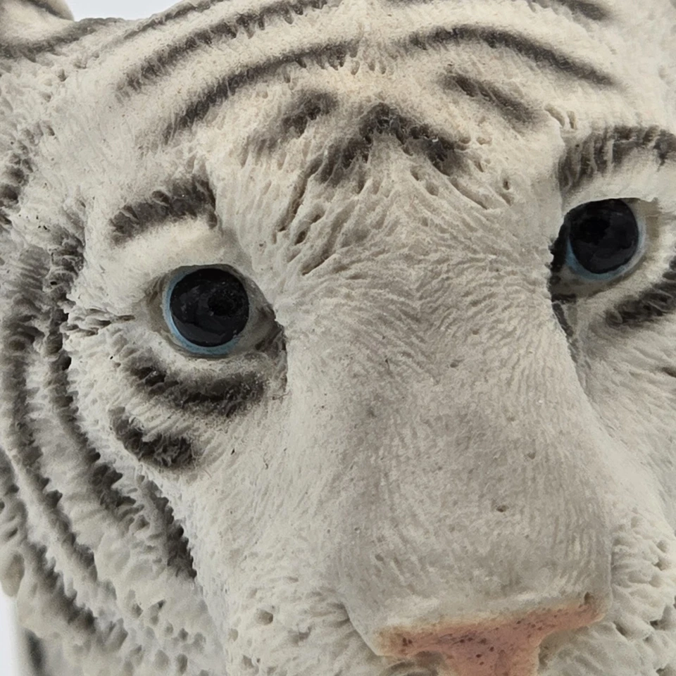 Estatuilla de tigre blanco Castagna Italia de colección escultura de vida silvestre - 6" pintada a mano Foto 2 de 4