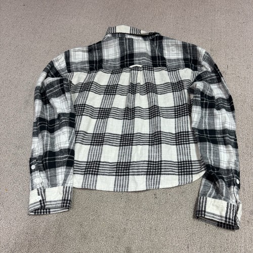 Camisa de franela con botones American Eagle marfil negra a cuadros mediana para mujer nueva con etiquetas - Imagen 8 de 11
