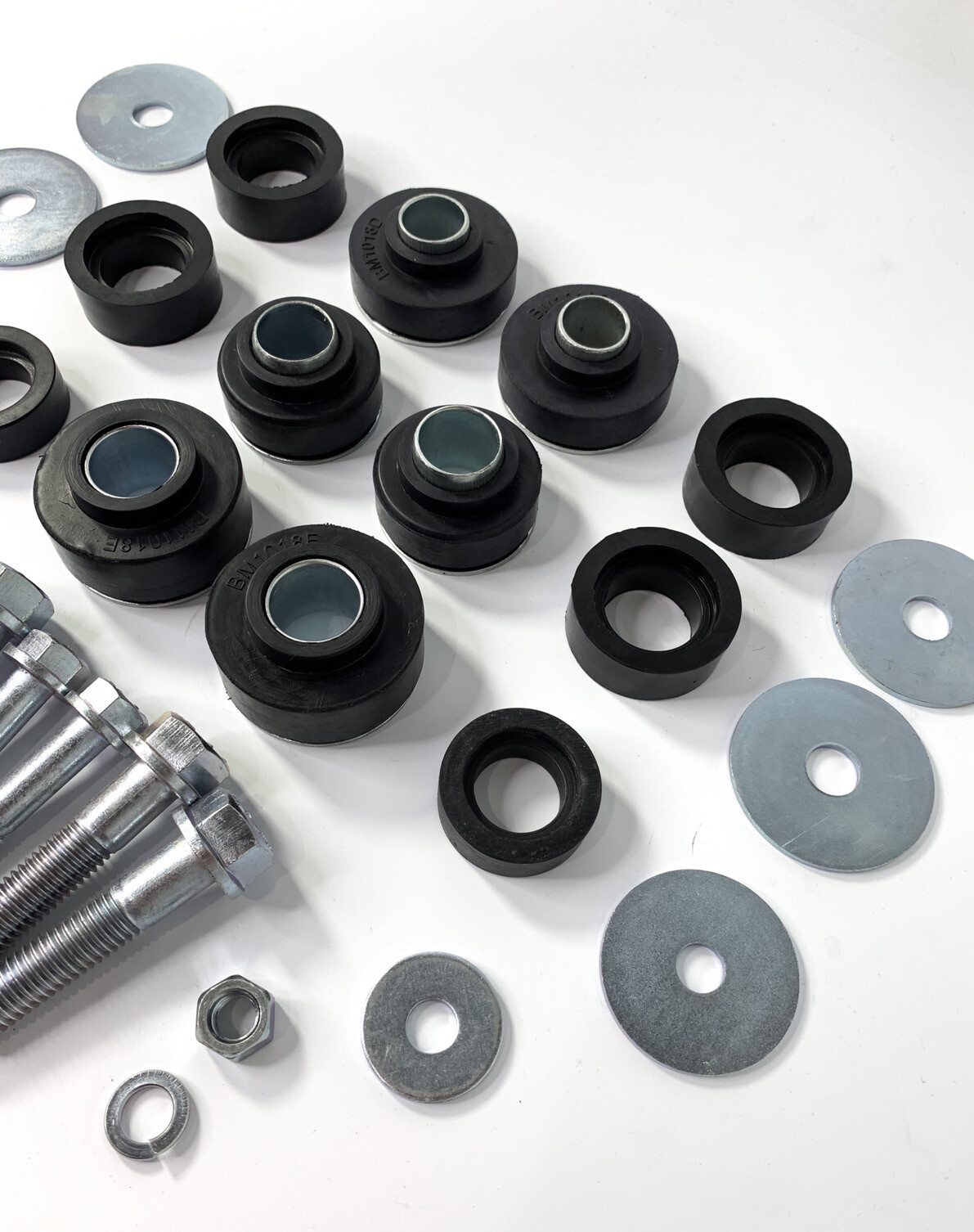 Subframe Body Mount Bushing Kit w/ Hardware For 6772 Camaro Firebird