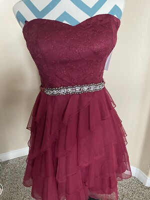 Love Reign Sleeveless Sweatheart Burgandy Bling Mini Dress Size 9