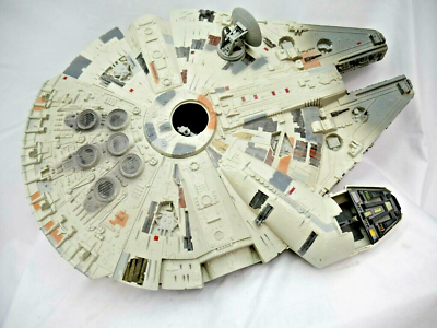 1995 Star Wars The Power of The Force Electronic Millennium Falcon