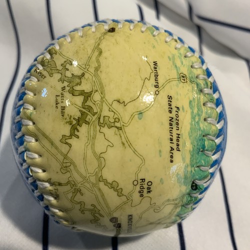 Dollywood Tennessee’s Road Map And Blue Panel Gloss Souvenir Baseball Ball - Picture 4 of 7