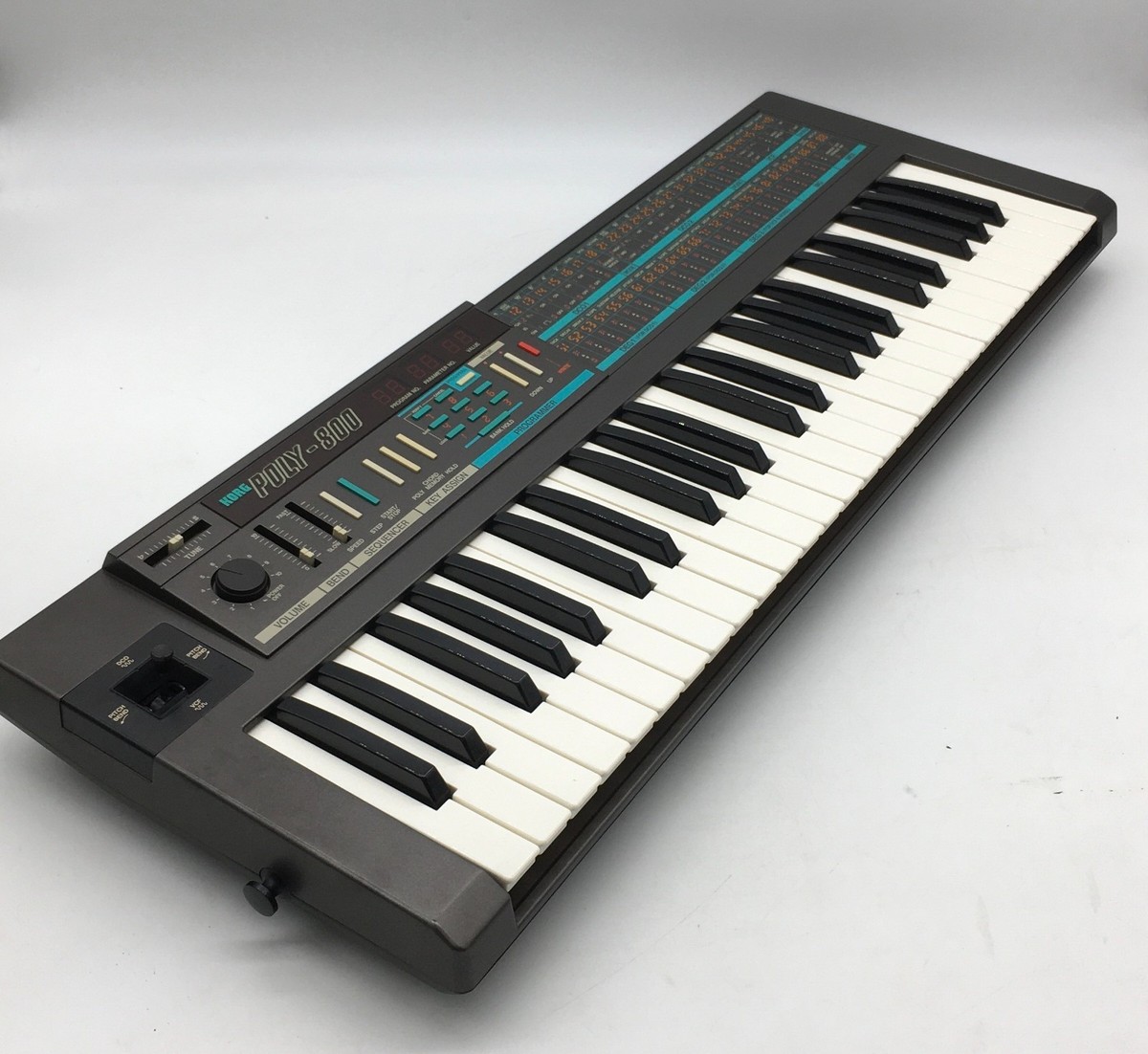 Excellent】 KORG POLY-800 Analog Polyphonic Synthesizer 49-Key w