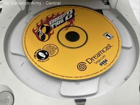 SEGA Dreamcast HKT-3020 White Video Game Consoles With Two Controllers & Games