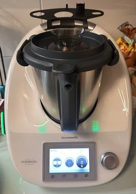 🍲 Vorwerk Thermomix TM5 🍲 Küchenmaschine Küchen Maschine Mixer +Zubehör TM5-1
