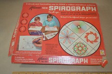Vintage Kenner Spirograph 401 Art Set 1967 Board Paper