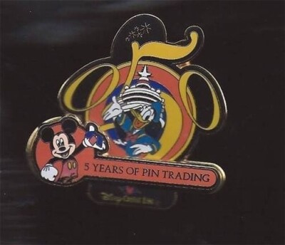 OLD LE500 Disney pin Trading DCL 5 Year Anniversary Cruise Line