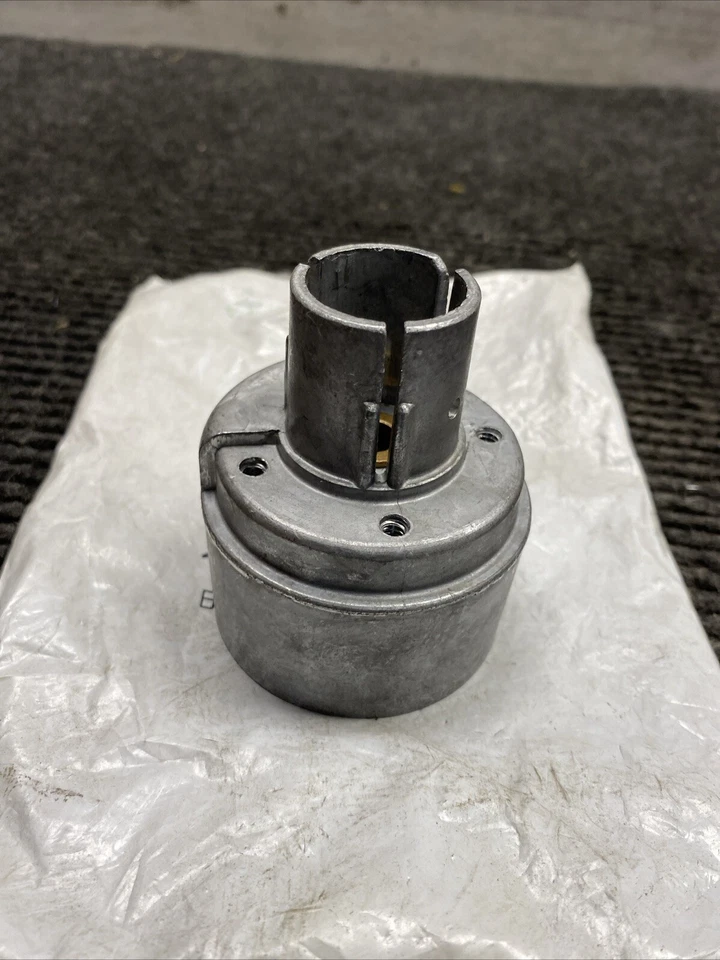 Carcasa de buje MTD 791-153312 nueva Foto 4 de 4