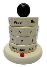 MOMOS TALK ROTATING WOOD VINTAGE STYLE BLOCK CALENDAR