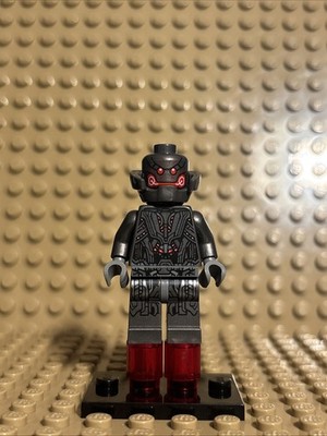 Lego Marvel Avengers  |  Ultron Prime Minifigure  | 76031