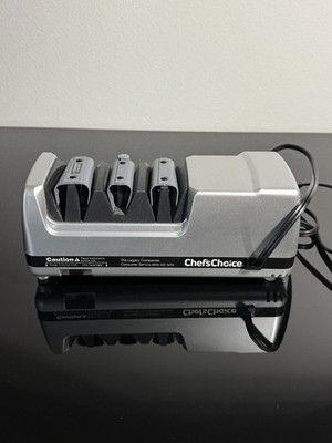 Chef s Choice Electric Knife Sharpener Professional Sharpening Station Model 130