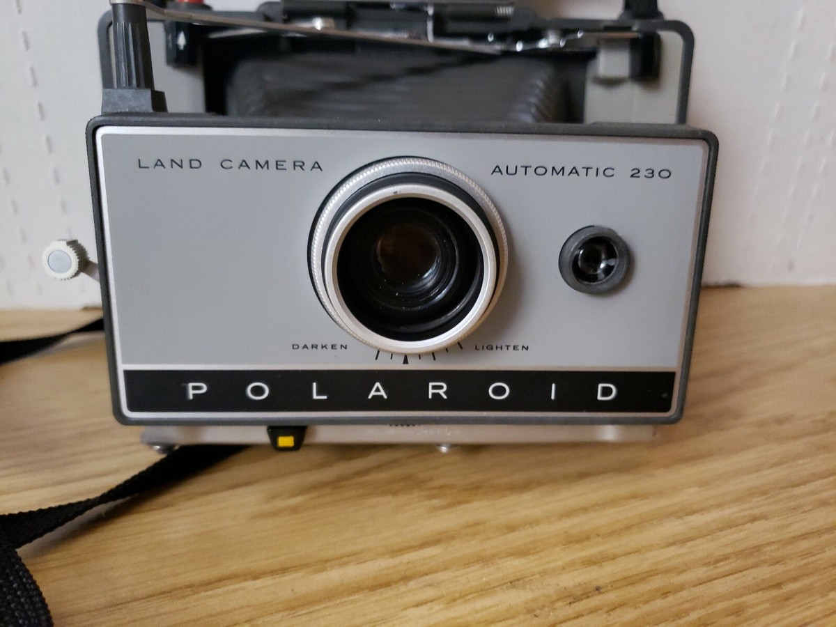 Vintage 1967 Polaroid Automatic 230 Land Camera | eBay