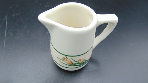 DE COLECCIÓN 1987 MAYER MINI CREMA RESTAURANTE VAJILLA PATRÓN DE AZAFRÁN FLORES DE 3,25" DE ALTO - Imagen 9 de 9