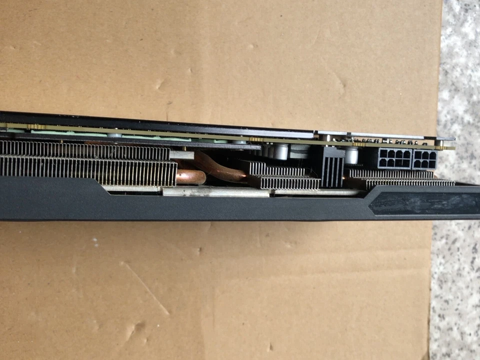 XFX ADM Radeon R9 390P 8GB GDDR5 2560SP Graphics Card Video Card - Image 4 of 4